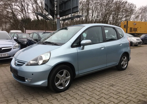 Honda Jazz cena 13900 przebieg: 235330, rok produkcji 2008 z Tykocin małe 232